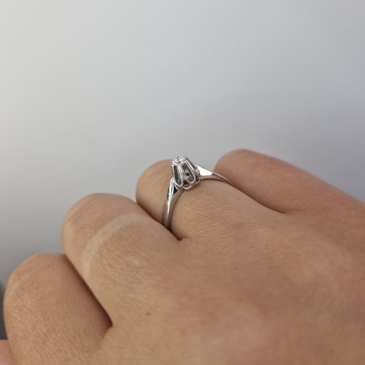Ring vitguld med diamant på 0,11ct - Smyckesbanken