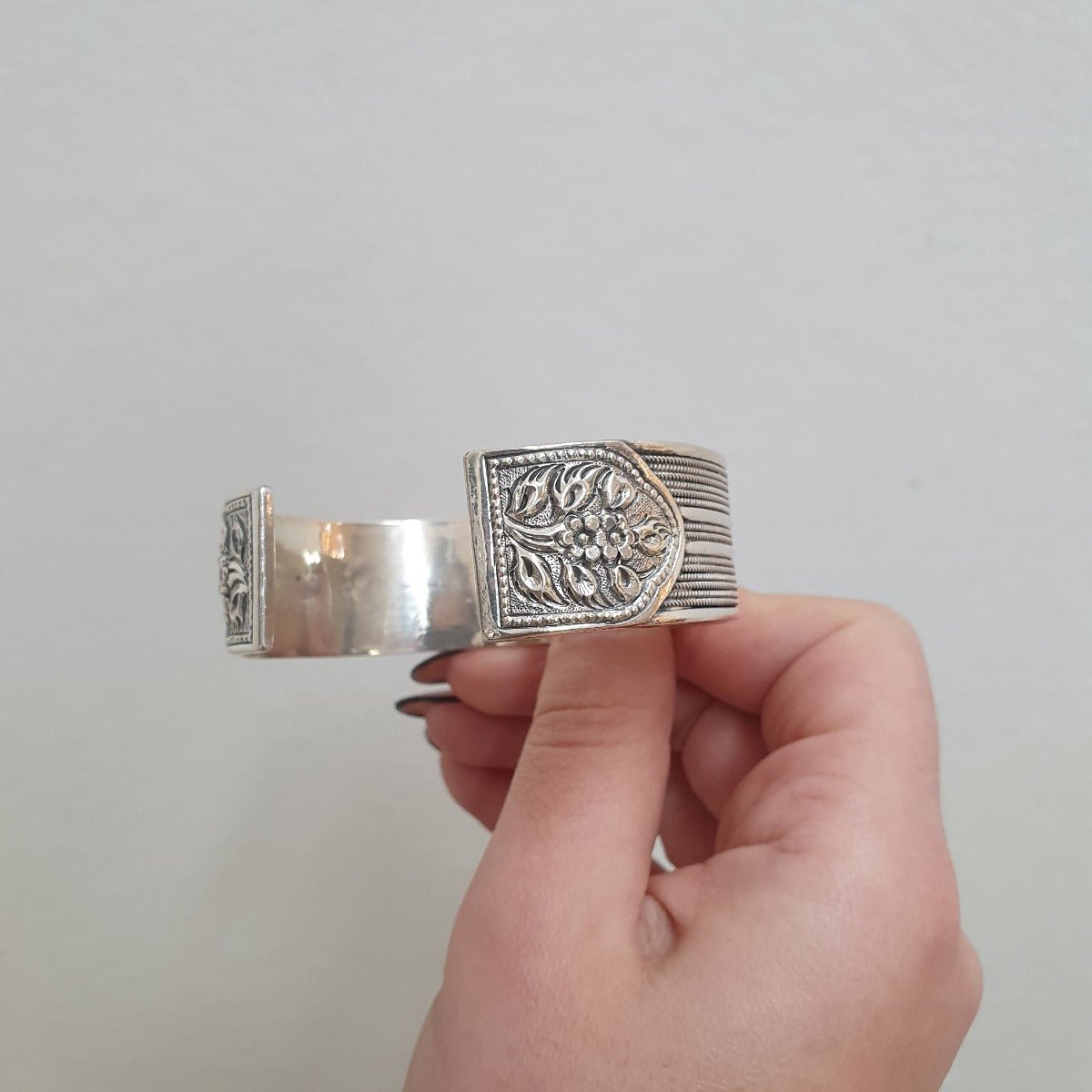 Brett stelt armband i äkta silver - Smyckesbanken
