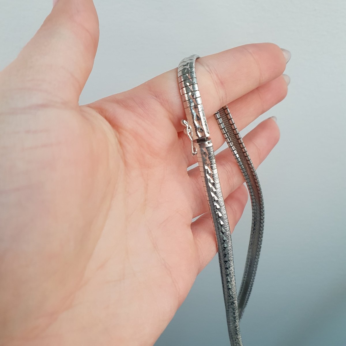 Fint stelt halsband i äkta silver - Smyckesbanken