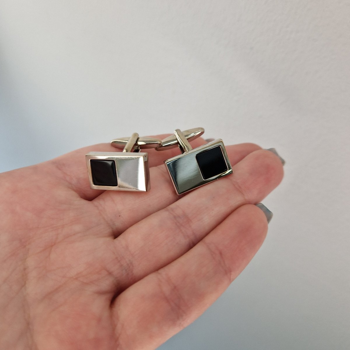 manschettknappar med svart sten - Smyckesbanken