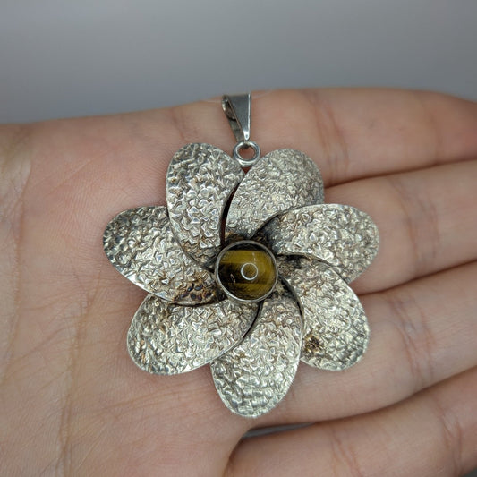 Hänge Blomma med Tigeröga i äkta Silver