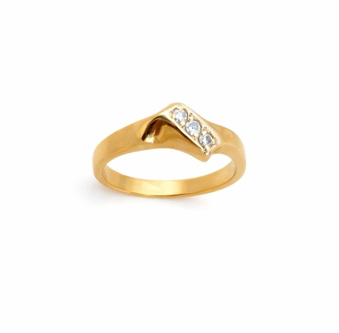 Diamant ring med tre diamanter 18k guld - Smyckesbanken