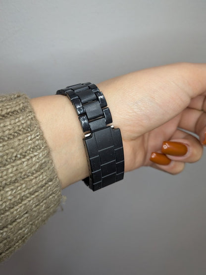 Klocka svart med strass - Smyckesbanken