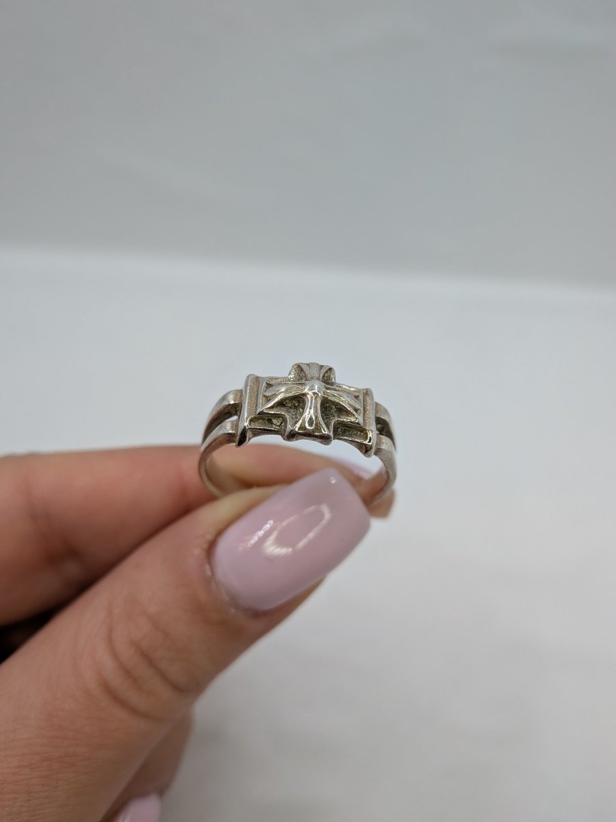Riddarkors ring i sterling silver - Smyckesbanken