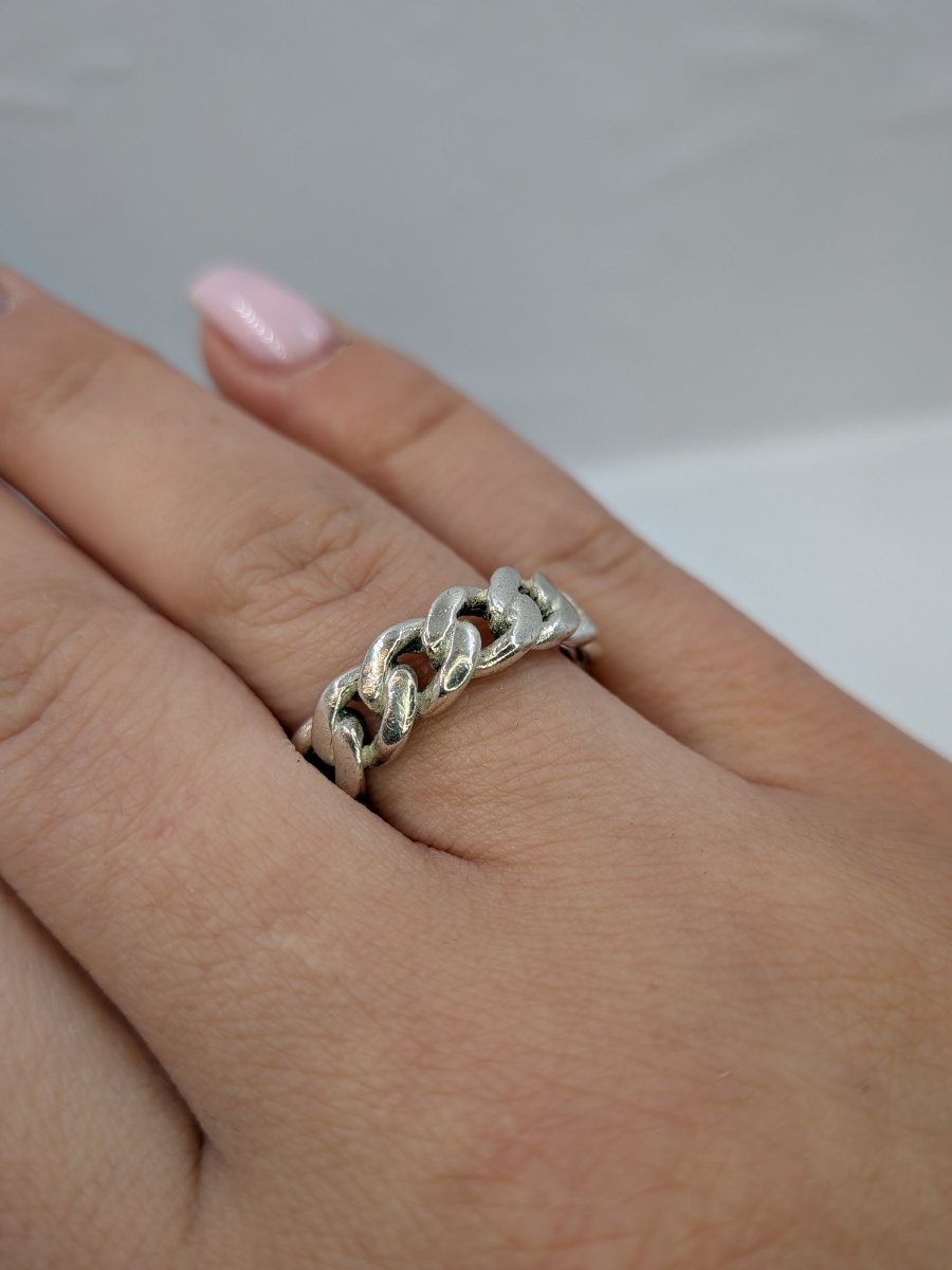 Ring med pansardesign i sterling silver - Smyckesbanken