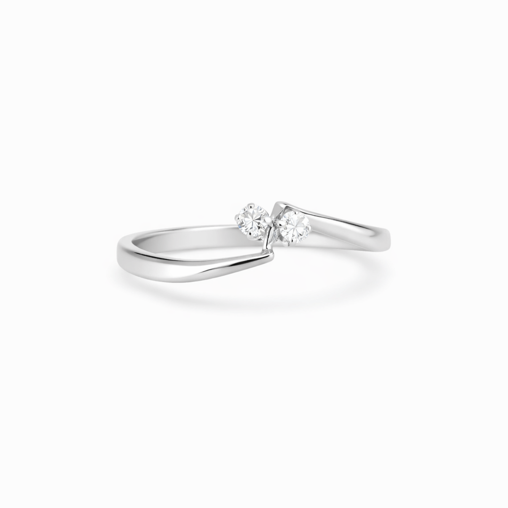 Ring vitguld med tvilling diamanter - Smyckesbanken