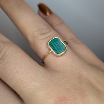 Ring 18k guld malakit