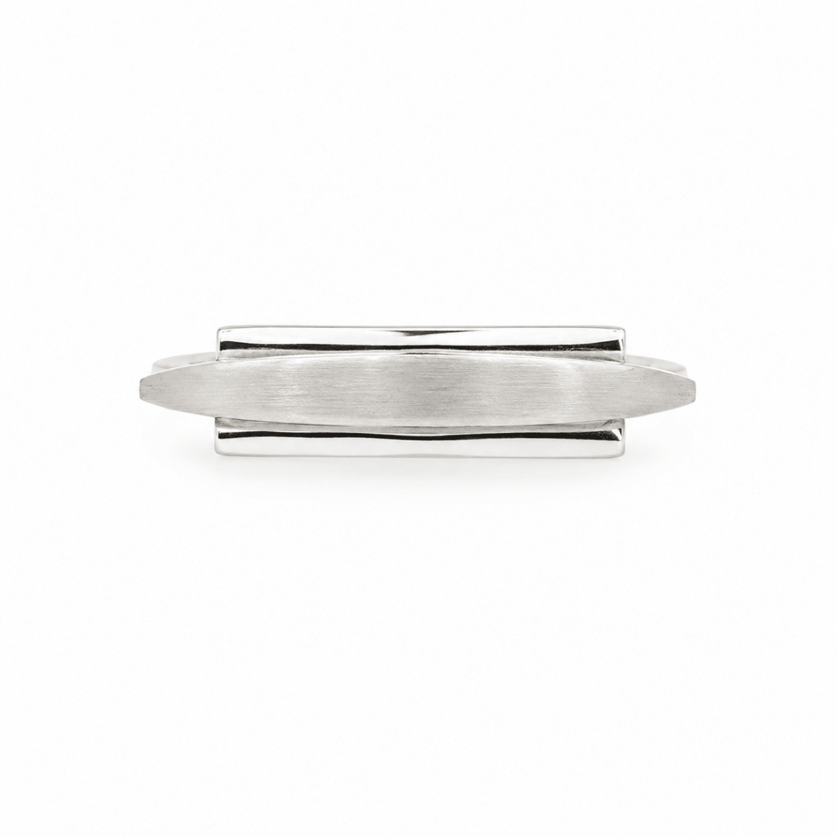 Silver ring med oval upp höjd genombruten design - Smyckesbanken