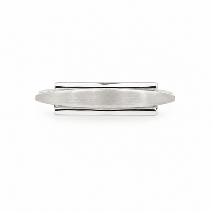 Silver ring med oval upp höjd genombruten design - Smyckesbanken