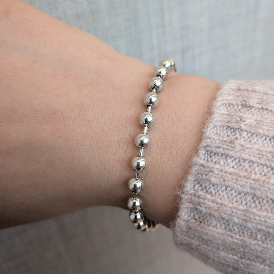Silverarmband med kulor - Smyckesbanken