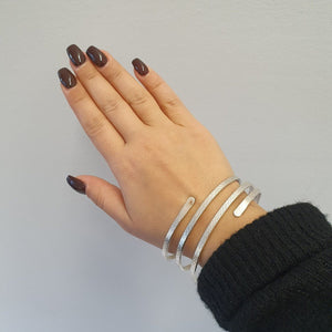 Bangle äkta silver i orm/snake design