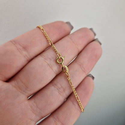 Barn armband Figaro med gravyr bricka 18k guld - Smyckesbanken