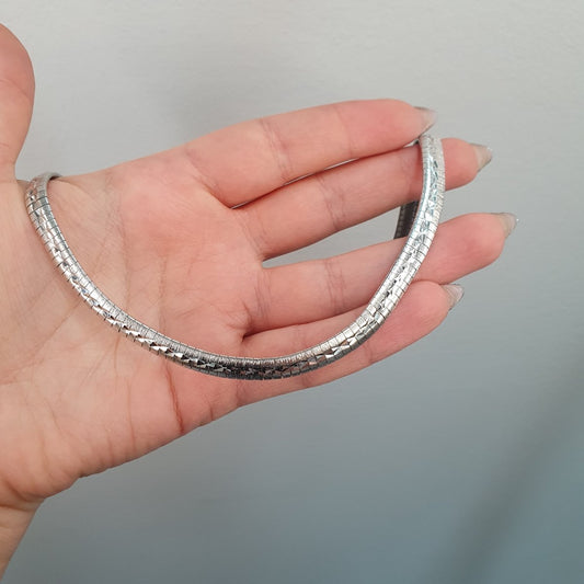 Fint stelt halsband i äkta silver - Smyckesbanken