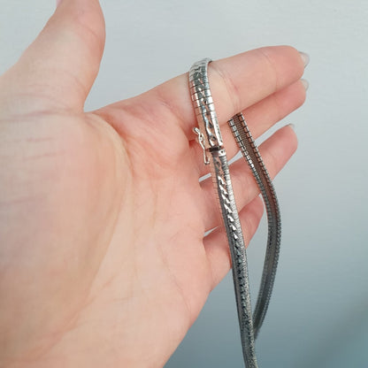 Fint stelt halsband i äkta silver - Smyckesbanken