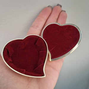 Hjärtformad ask/Smyckeskrin med stenar - Smyckesbanken